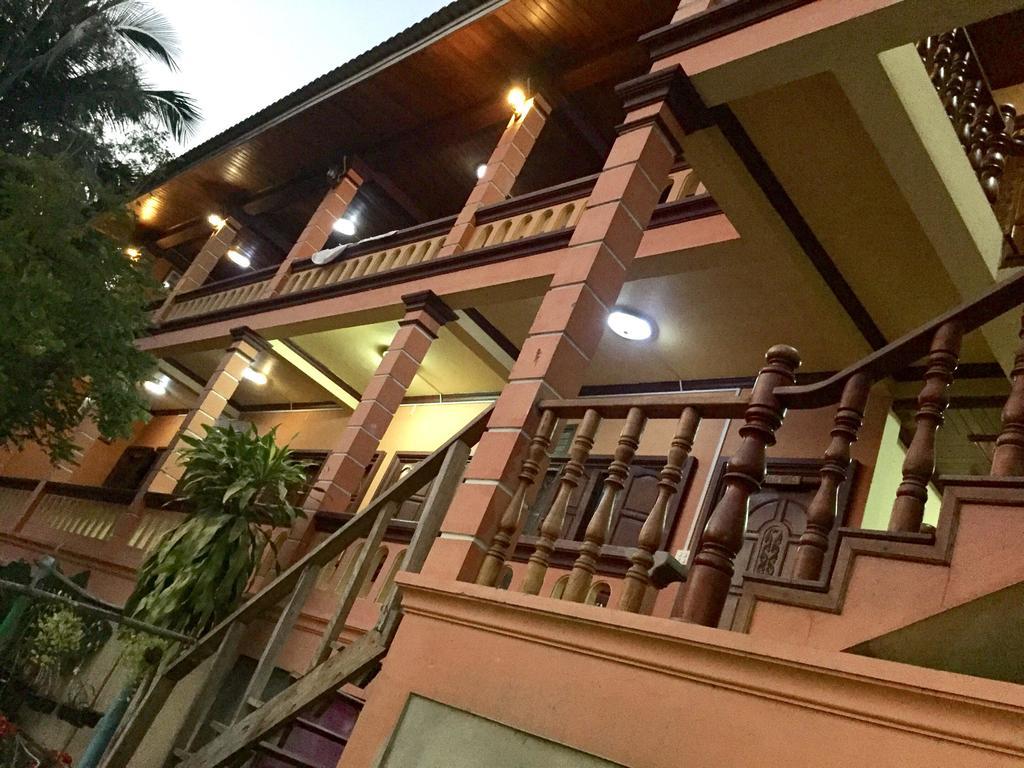 Bkc Villa Muang Pakbèng Dış mekan fotoğraf